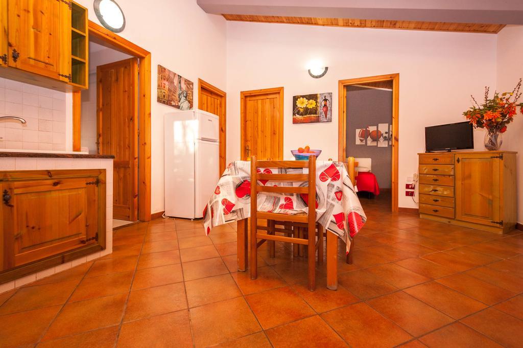 Villa Cicas Sul Mare Campofelice Di Roccella Zewnętrze zdjęcie