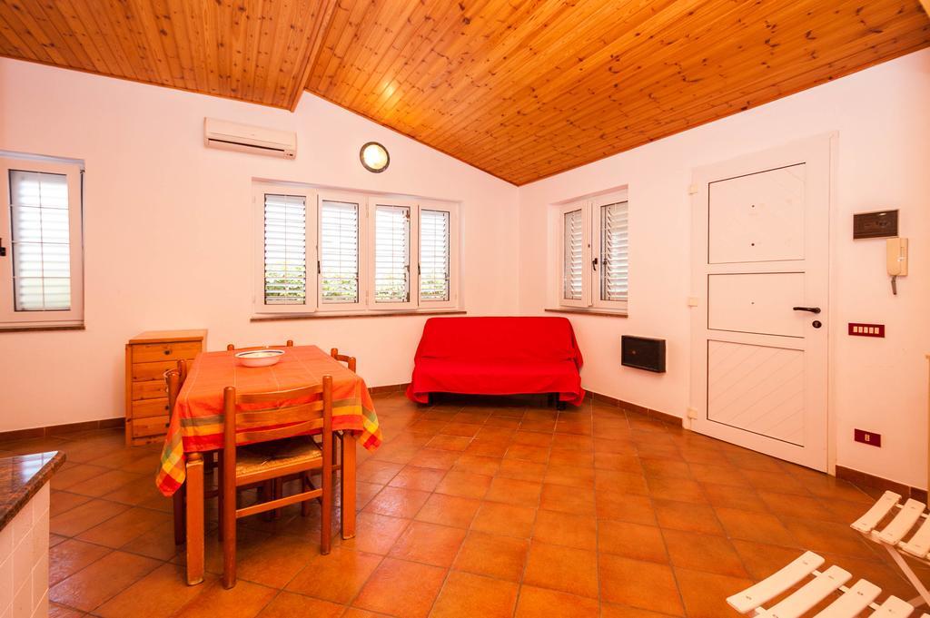 Villa Cicas Sul Mare Campofelice Di Roccella Zewnętrze zdjęcie