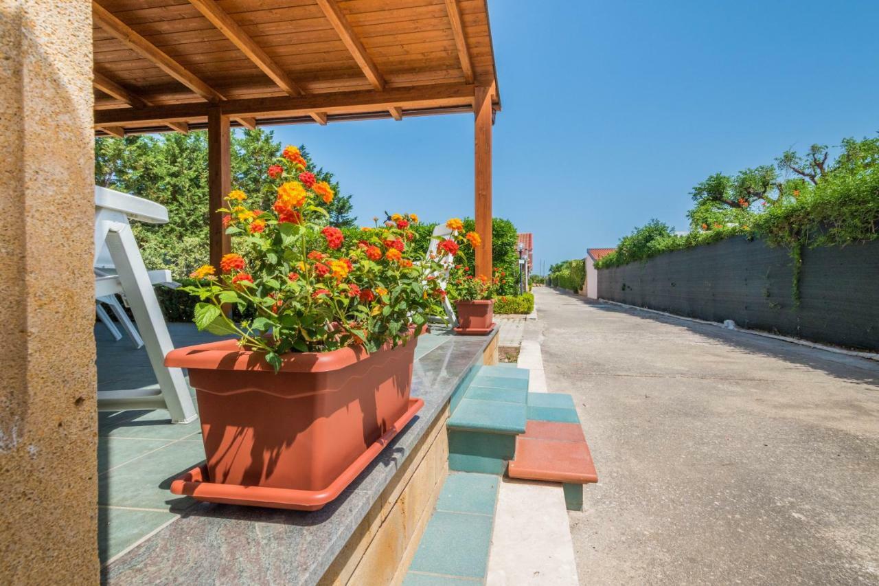 Villa Cicas Sul Mare Campofelice Di Roccella Zewnętrze zdjęcie